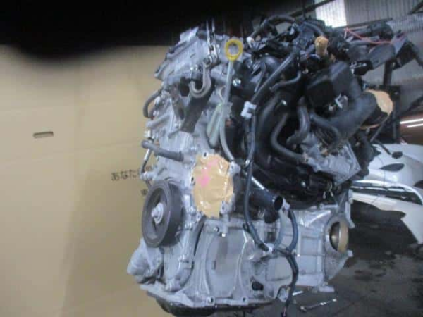 2ZR-FXE Engine TOYOTA C-HR 2017 DAA-ZYX10 8054753