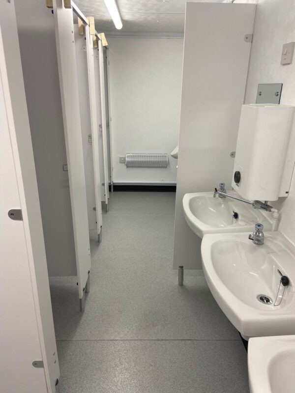 5+1 Steel Toilet 24ft x 9ft