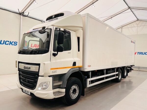 DAF CF 330 6x2 Rear Lift Fridge Box