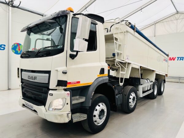 DAF CF 400 8x4 Day Cab Tipper
