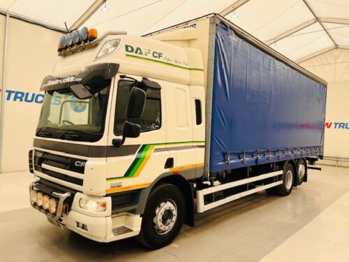 DAF CF75 360 6x2 Sleeper Cab Curtainsider