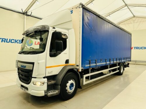DAF LF 250 4x2 Day Cab Curtainsider