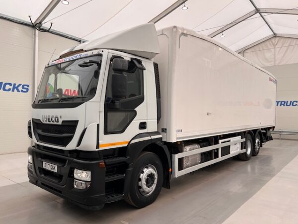 Iveco Stralis 310 AT 6x2 Box Van