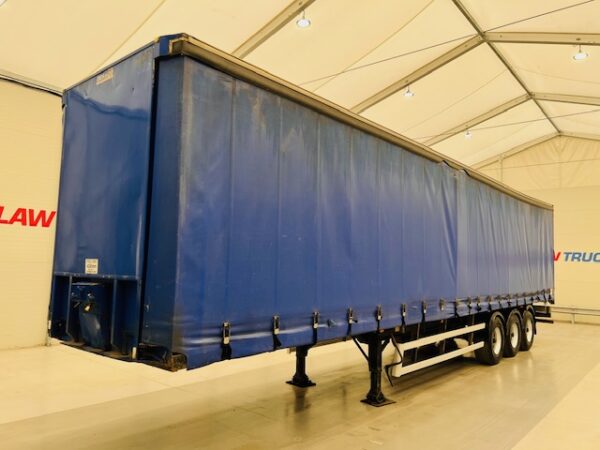 M&G Tri Axle 4.2m Curtainsider Trailer