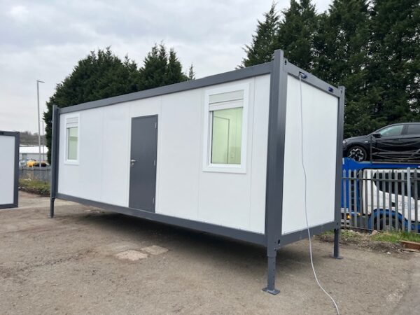 Standard Office with 2 bedrooms,kitchen & bathroom (Cabin 47)