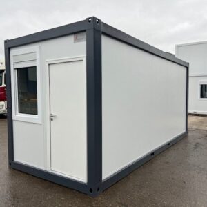 Standard Office with 4 windows (Cabin 39)